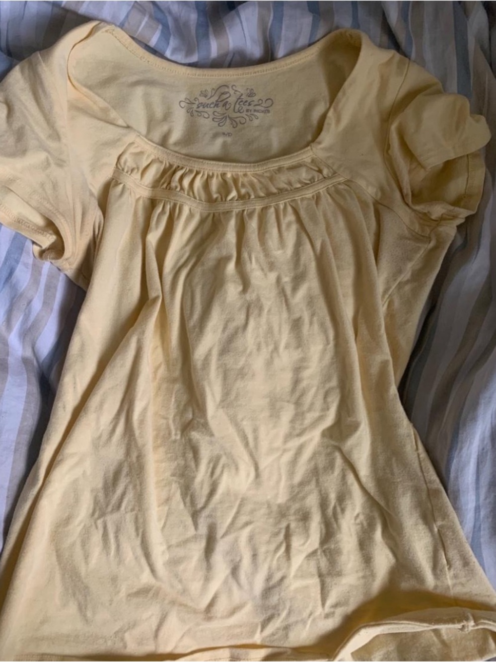 Casual Yellow Ruched-Neck Tee